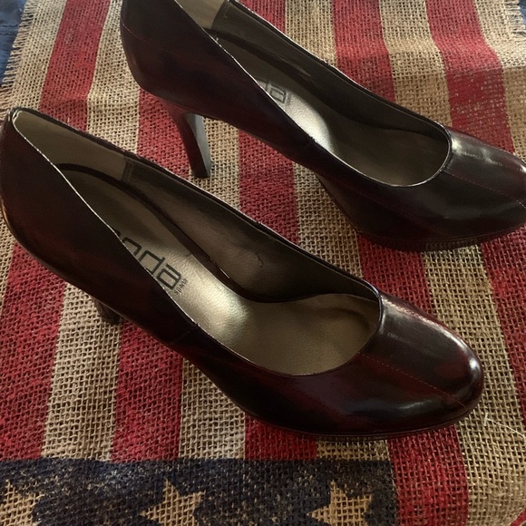 Moda Spana Heels Size 7 - Picture 2 of 3